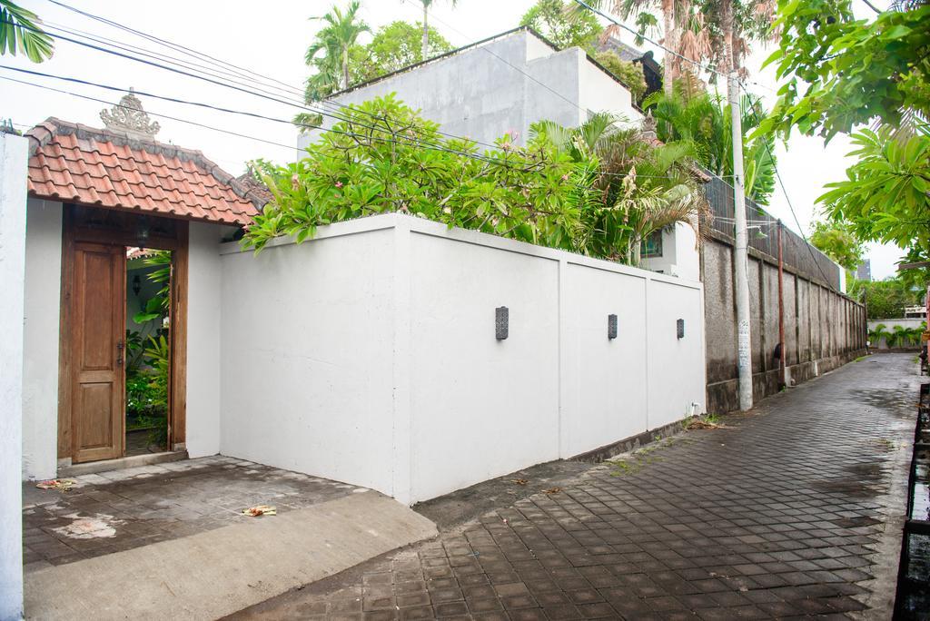 Hideaways Seminyak Villa Exterior foto