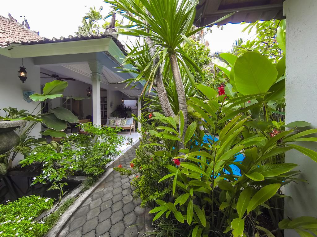 Hideaways Seminyak Villa Exterior foto